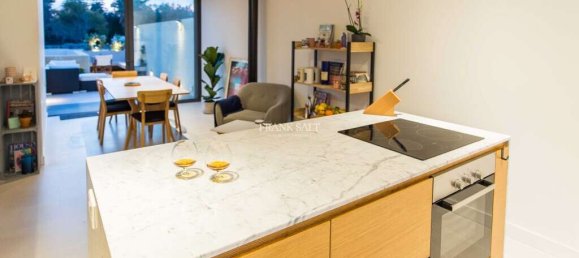 2 bedrooms Townhouse in Balzan, Malta No. 9498 2