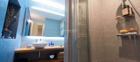 2 bedrooms Townhouse in Balzan, Malta No. 9498 5