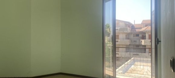 4-salle Appartement à Cirò Marina, Italy No. 180153 9