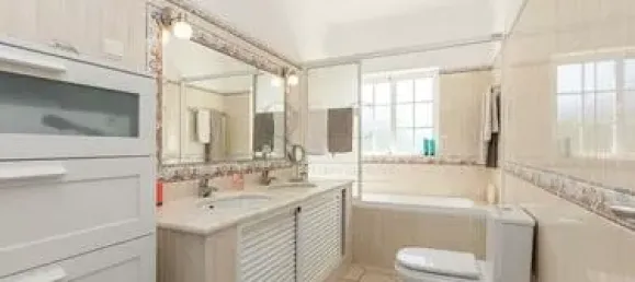 Villa de 4 dormitorios en Loule, Portugal No. 98653 13