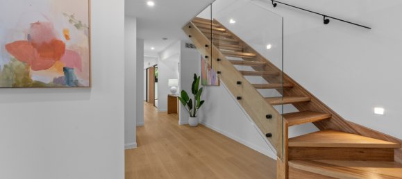 3 bedrooms Duplex in Hollywell, Australia No. 515 2