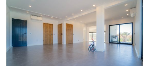 5 bedrooms Villa in Quarteira, Portugal No. 136569 18