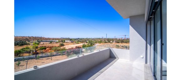 5 bedrooms Villa in Quarteira, Portugal No. 136569 30