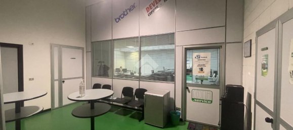 560m² Warehouse in Senago, Italy No. 116711 9