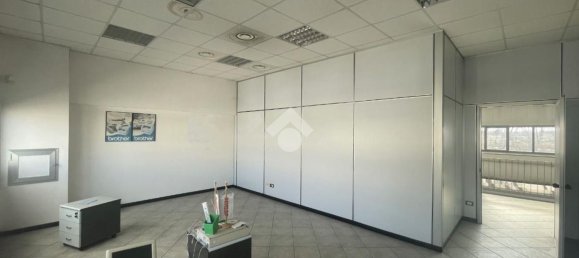 560m² Warehouse in Senago, Italy No. 116711 16