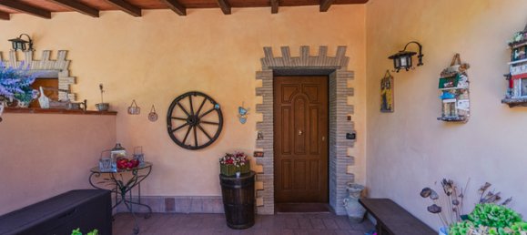 2 bedrooms Villa in Rome, Italy No. 290843 6