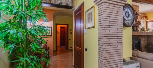 2 bedrooms Villa in Rome, Italy No. 290843 10