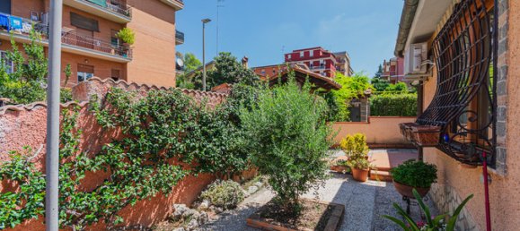 2 bedrooms Villa in Rome, Italy No. 290843 21