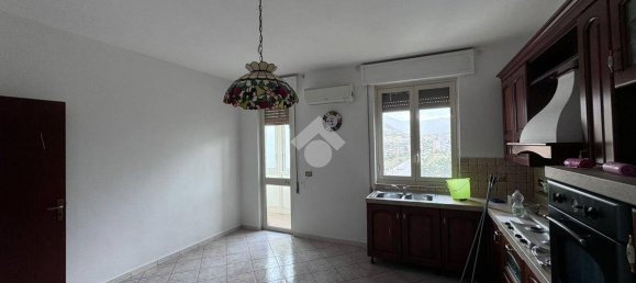 Квартира с 2 спальнями в Карини, Италия № 134431 5