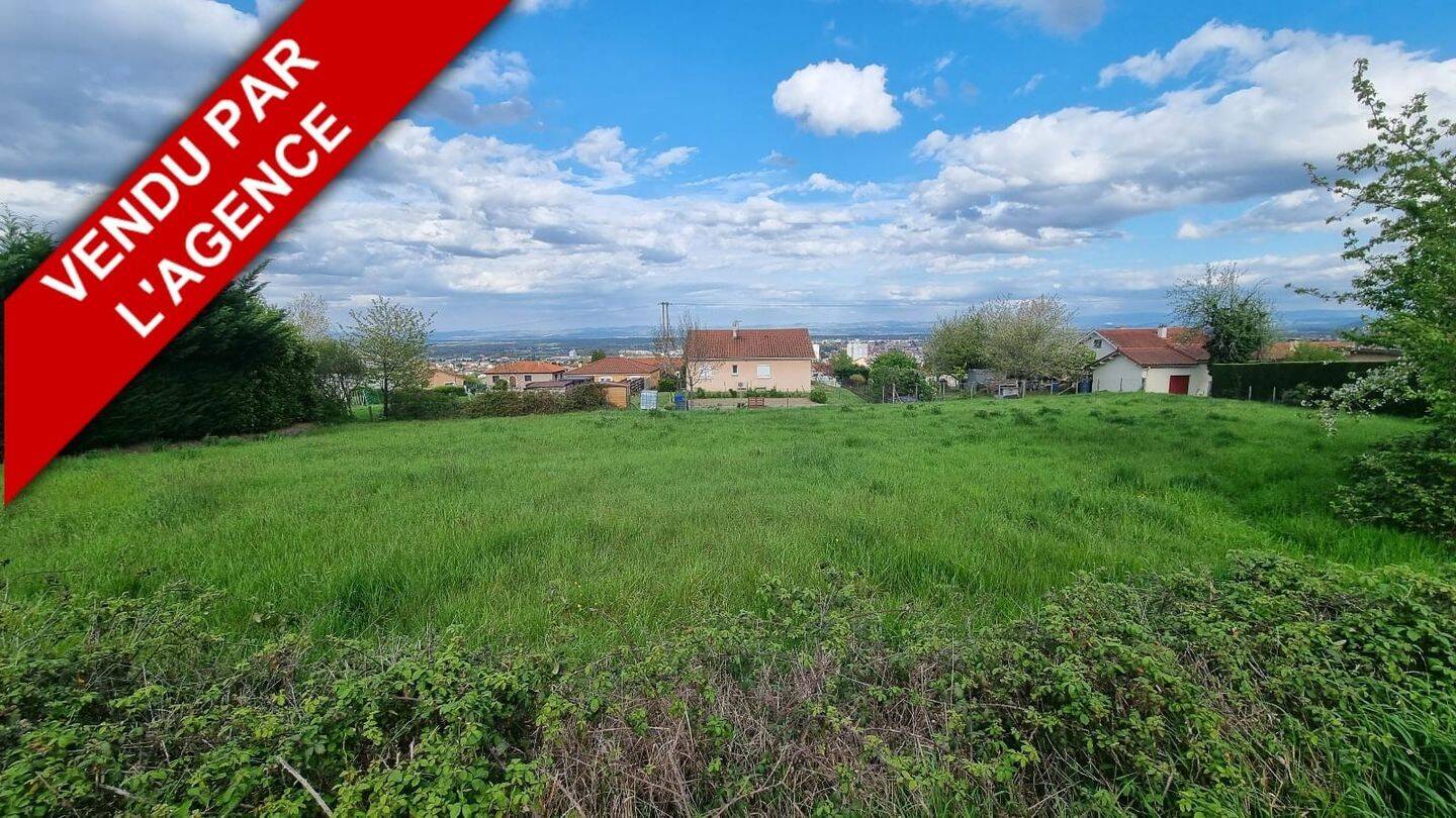 Grundstück in Montbrison, France, Nr. 316182