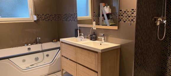 4 bedrooms House in Rioz, France No. 207837 4