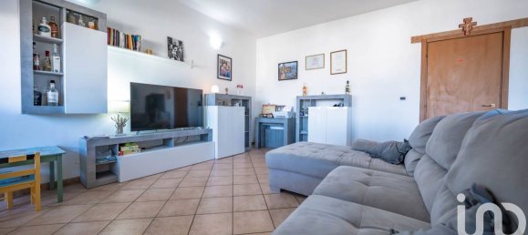 3-salle Appartement à Ferrara, Italy No. 279366 5