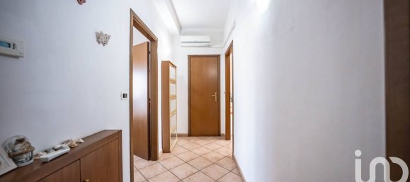 3-salle Appartement à Ferrara, Italy No. 279366 24