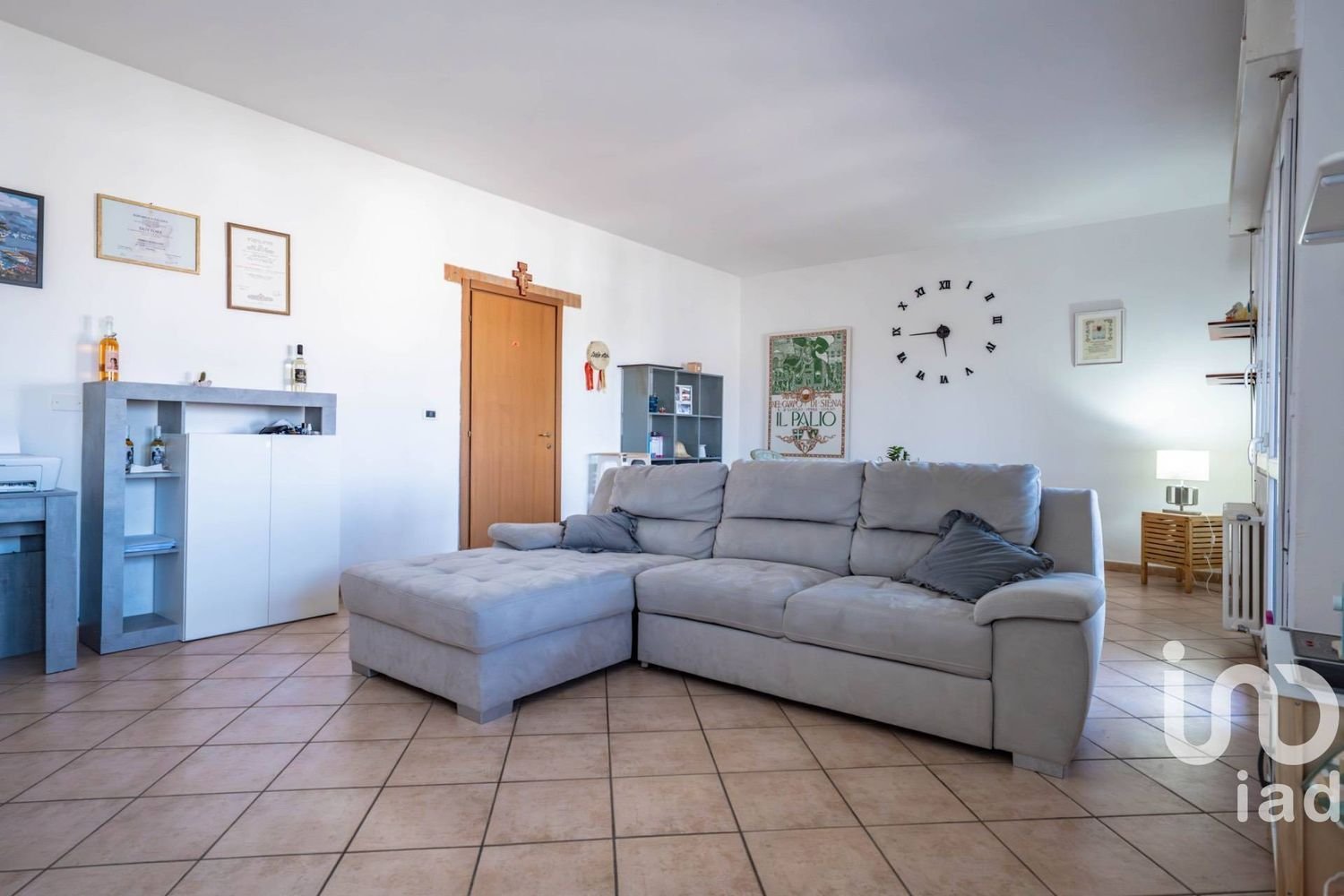 3-salle Appartement à Ferrara, Italy No. 279366