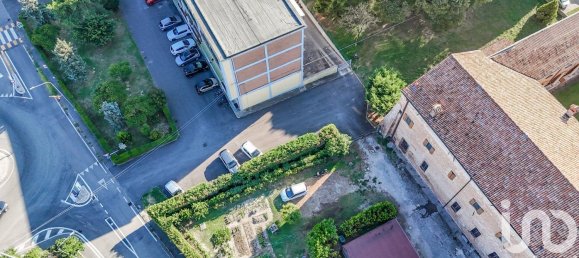 3-salle Appartement à Ferrara, Italy No. 279366 37