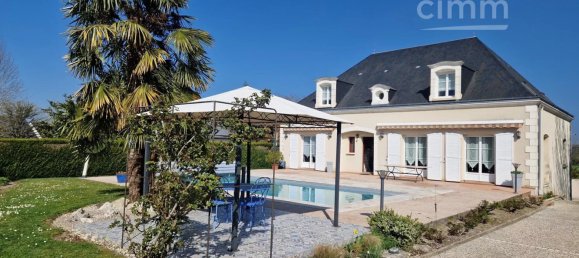 Casa de 6 dormitorios en Savonnieres, France No. 326951 2