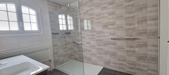 Casa de 4 dormitorios en Fleury-les-Aubrais, France No. 244585 3