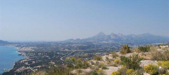  Land in Altea, Spain No. 12100 3