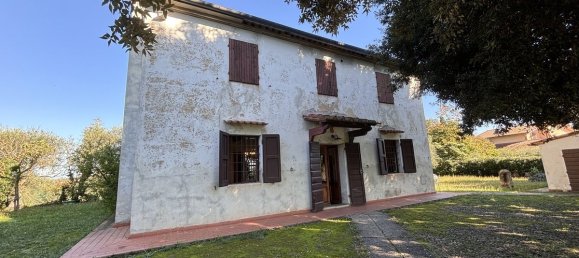 Дом с 4 спальнями в Палая, Италия № 87293 3