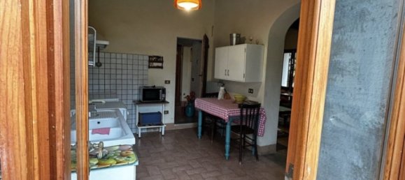 Дом с 4 спальнями в Палая, Италия № 87293 18