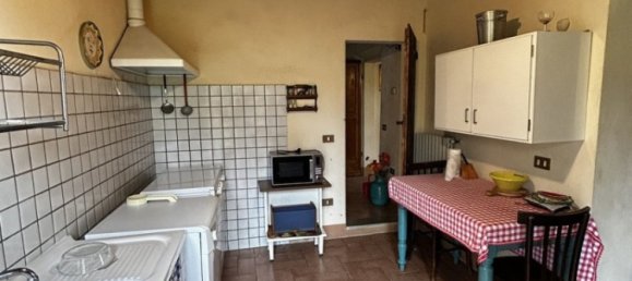 Дом с 4 спальнями в Палая, Италия № 87293 20