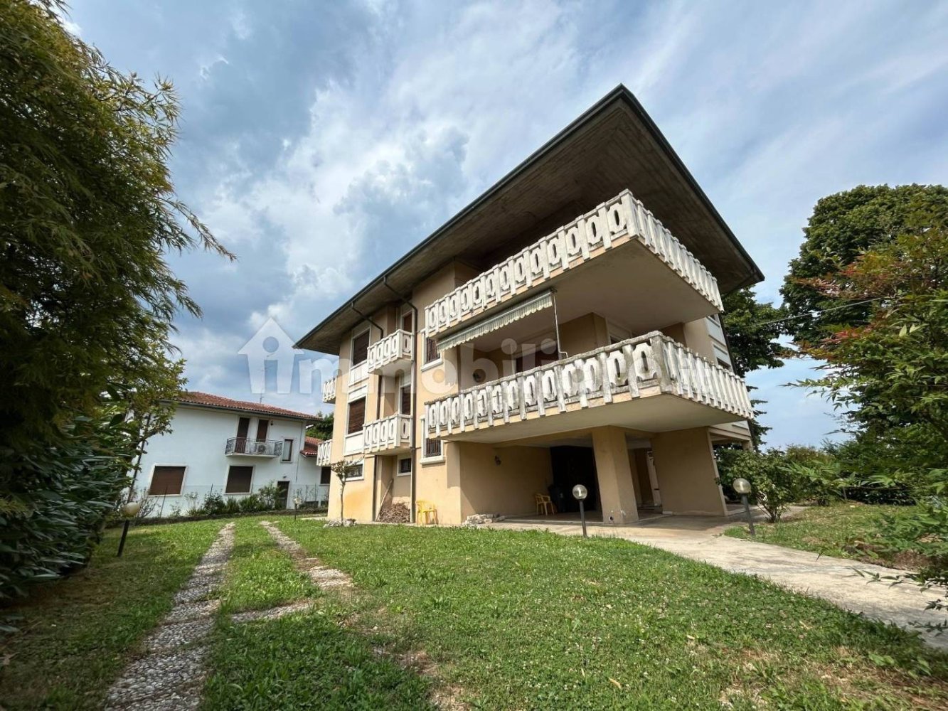 6 غرف نوم فيلا في Quinto Vicentino, Italy رقم 307935