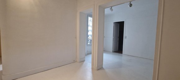 Apartamento de 1 dormitorio en Paris, France No. 172020 3