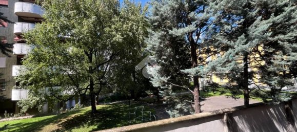 3 rooms Apartment in Milan, Italy No. 263945 12