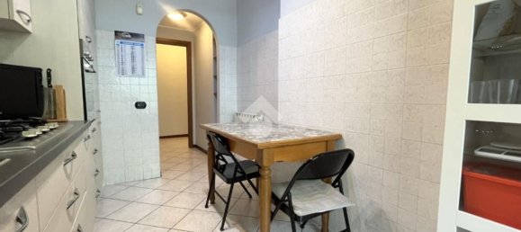 3 rooms Apartment in Milan, Italy No. 263945 9