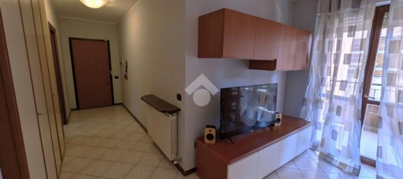 3 rooms Apartment in Milan, Italy No. 263945 24
