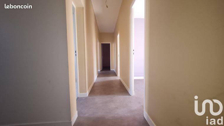Apartamento de 3 dormitorios en Reims, France No. 311867