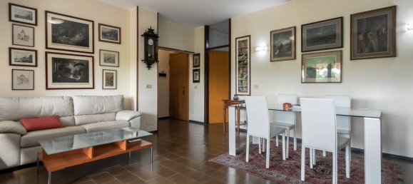2 bedrooms Apartment in Bergamo, Italy No. 334651 3