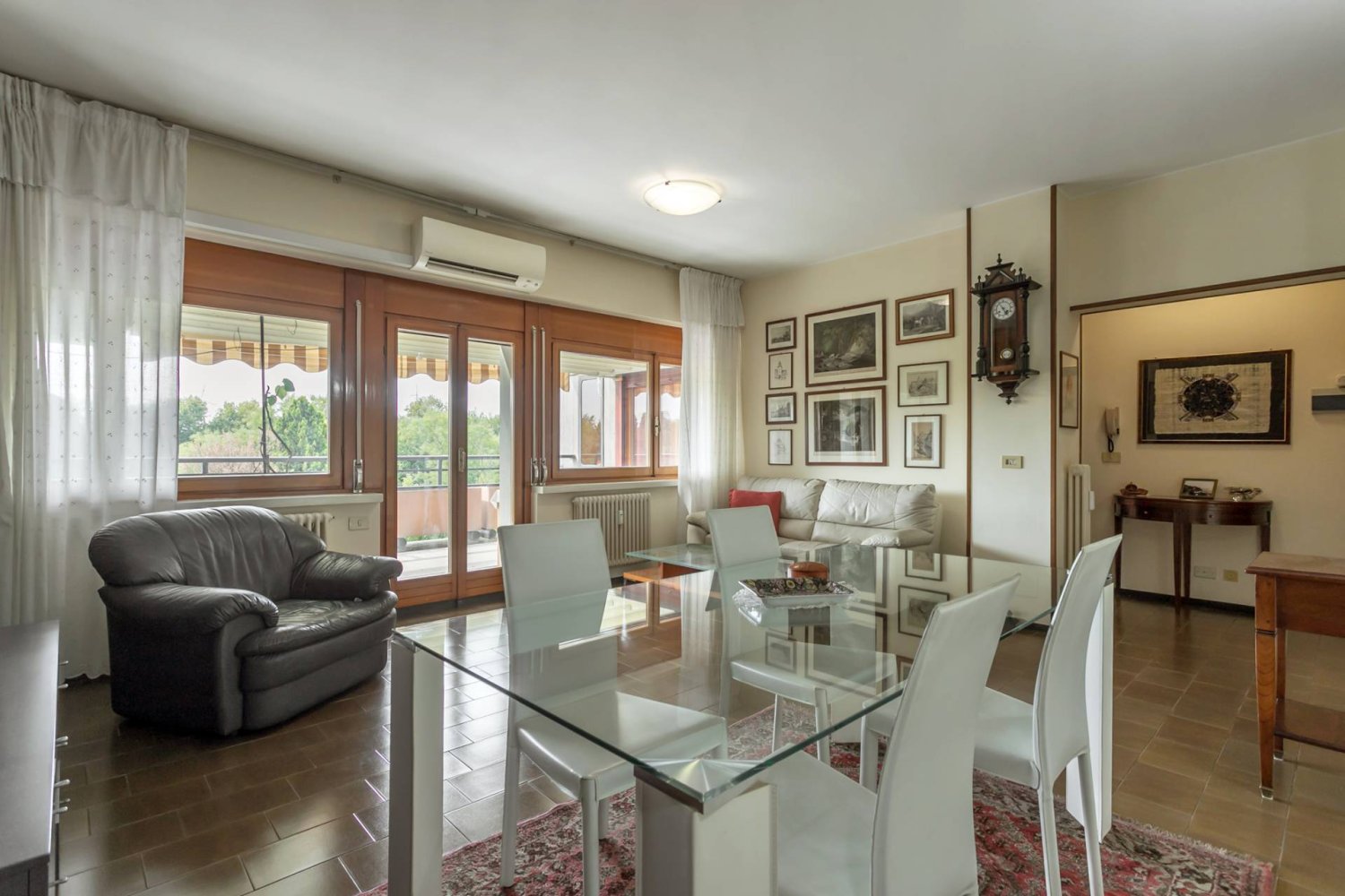 2 bedrooms Apartment in Bergamo, Italy No. 334651