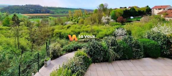 4 bedrooms House in Ceintrey, France No. 68912 9