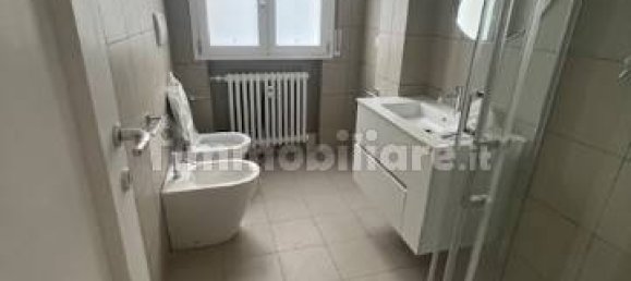 2 bedrooms Apartment in Modena, Italy No. 258256 7