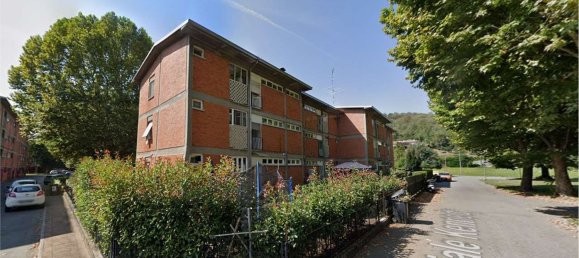 Apartamento de 4 divisões em Ivrea, Italy N.º 12213 4