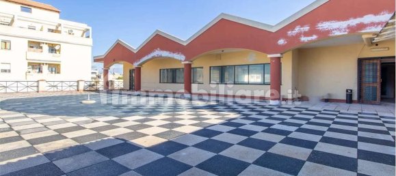 Edifício de 5 divisões em Cagliari, Italy N.º 259781 3