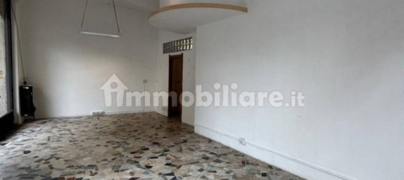 2 rooms Apartment in Turin, Italy No. 313215 3