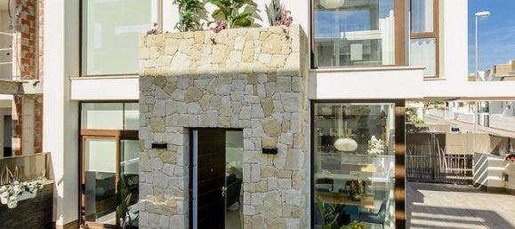 3 bedrooms Villa in La Herrada, Spain No. 9260 10