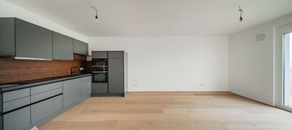 2 rooms Apartment in Vienna, Austria No. 180887 3