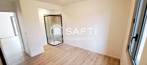 4 bedrooms House in Blere, France No. 51632 13