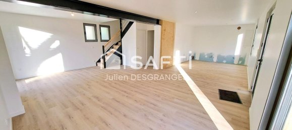 4 bedrooms House in Blere, France No. 51632 7
