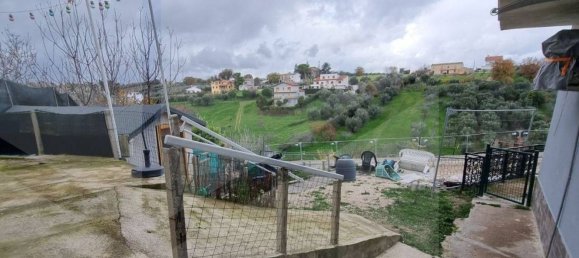 Casa de 3 habitaciónes en Villalfonsina, Italy No. 22064 11