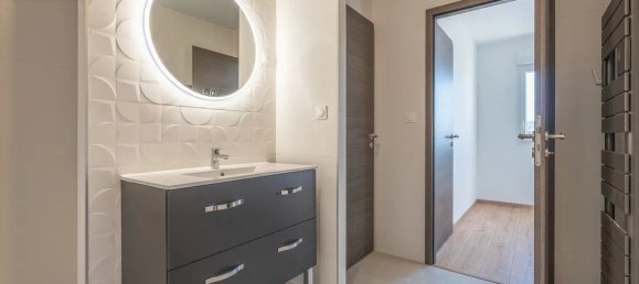 4 rooms Penthouse in Talange, France No. 77437 15