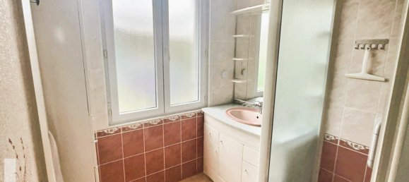 2 bedrooms House in Saint-Jean-de-Braye, France No. 41975 2