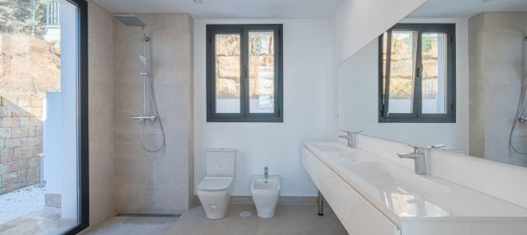 4 bedrooms Villa in Mijas, Spain No. 173024 14