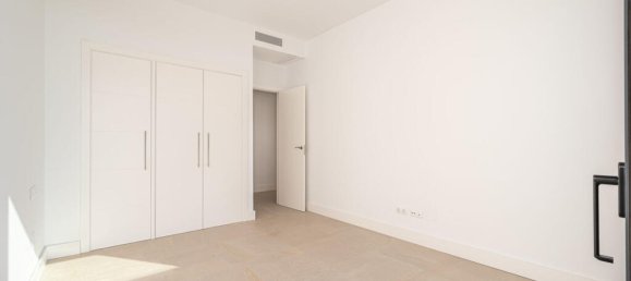 4 bedrooms Villa in Mijas, Spain No. 173024 10