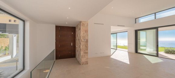 4 bedrooms Villa in Mijas, Spain No. 173024 19