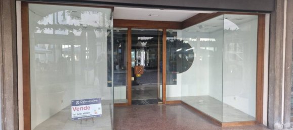 2 rooms Commercial property in Sedico, Italy No. 284573 3