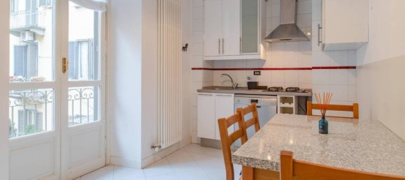 1 bedroom Apartment in Turin, Italy No. 186162 5
